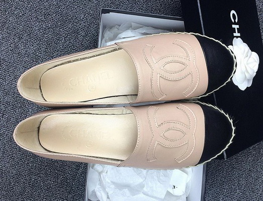 CHANEL Loafers Women--046